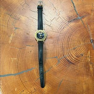 Elegant Black Hills Gold Rushmore Watch